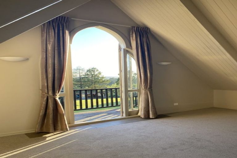 Photo of property in 144 Wade River Road, Wade Heads, Whangaparaoa, 0932