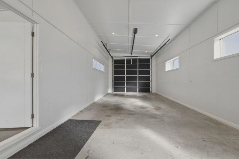 Photo of property in 30 Angela Place, Kinloch, Taupo, 3377