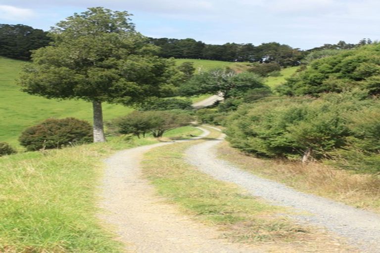 Photo of property in 169 Te Toiroa Road, Ngunguru, Whangarei, 0173