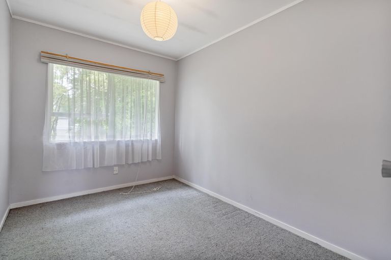 Photo of property in 9 Sikkim Crescent, Clover Park, Auckland, 2019