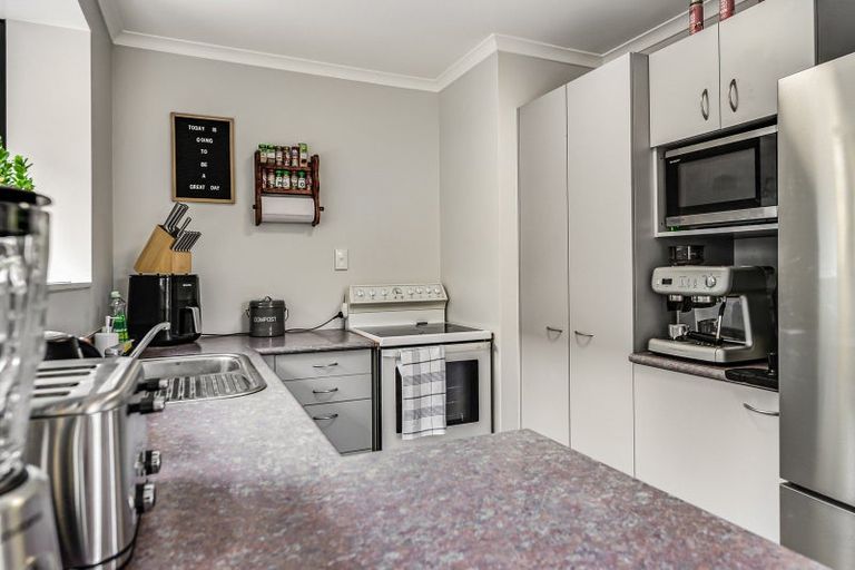 Photo of property in 3a Lloyd Drive, Nawton, Hamilton, 3200