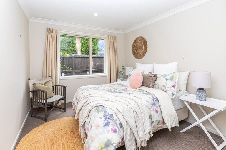 Photo of property in 28 Glen Oaks Drive, Northwood, Christchurch, 8051