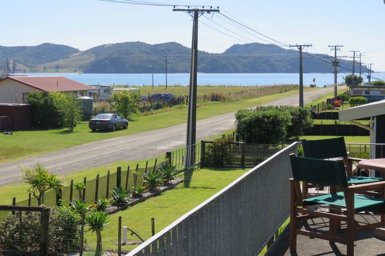 Photo of property in 25 Taiwa Road, Oakura, Hikurangi, 0184