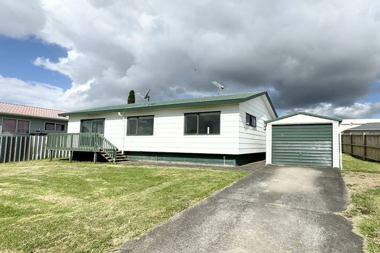Photo of property in 21 Dunstan Place, Otara, Auckland, 2023
