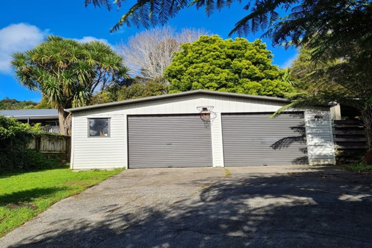 Photo of property in 16 Unity Road, Waitakere, Auckland, 0781