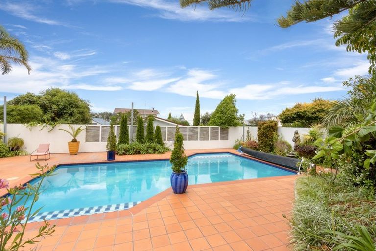 Photo of property in 14 Charles Street, Westshore, Napier, 4110