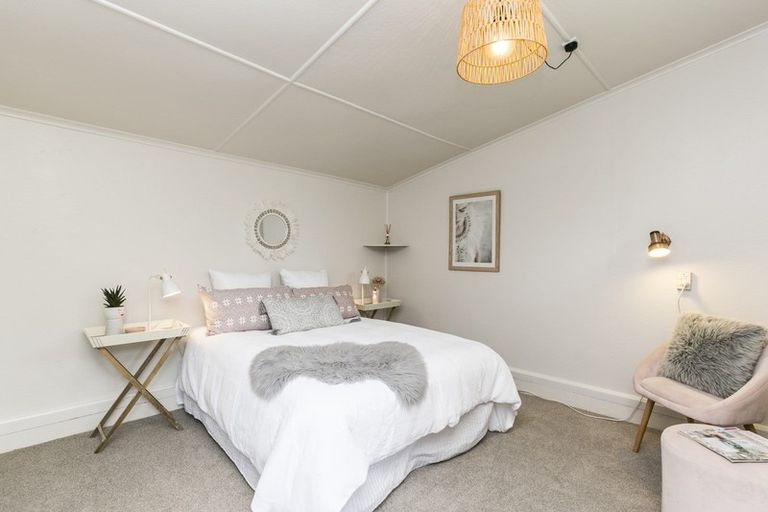 Photo of property in 11 Lincoln Avenue, Epuni, Lower Hutt, 5011