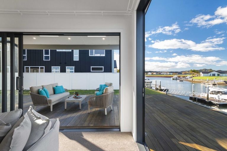 Photo of property in 17 Awatea Drive, Whitianga, 3510