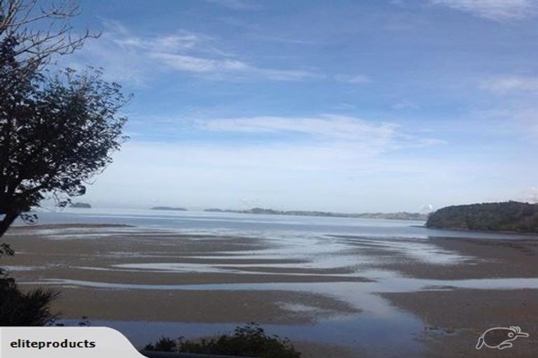 Photo of property in 12 Clinton Road, Tawharanui Peninsula, Warkworth, 0986