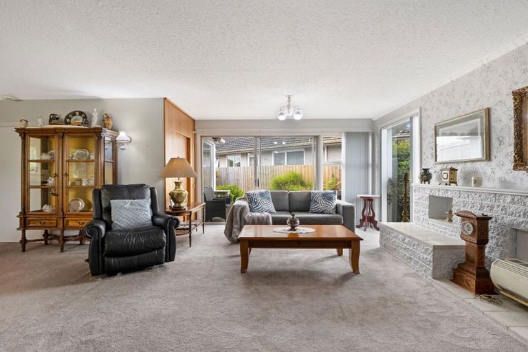 Photo of property in 35 Teesdale Street, Burnside, Christchurch, 8053