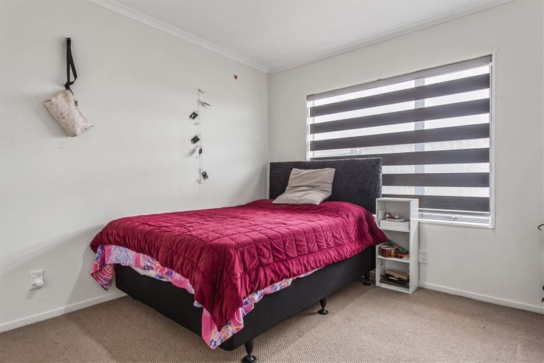 Photo of property in 52 Magic Way, Randwick Park, Auckland, 2105