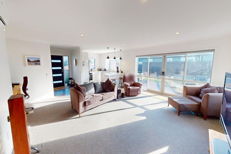 Photo of property in 21 Wescombe Grove, Feilding, 4702