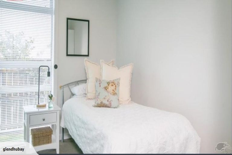 Photo of property in 43 Reading Street, Greytown, 5712