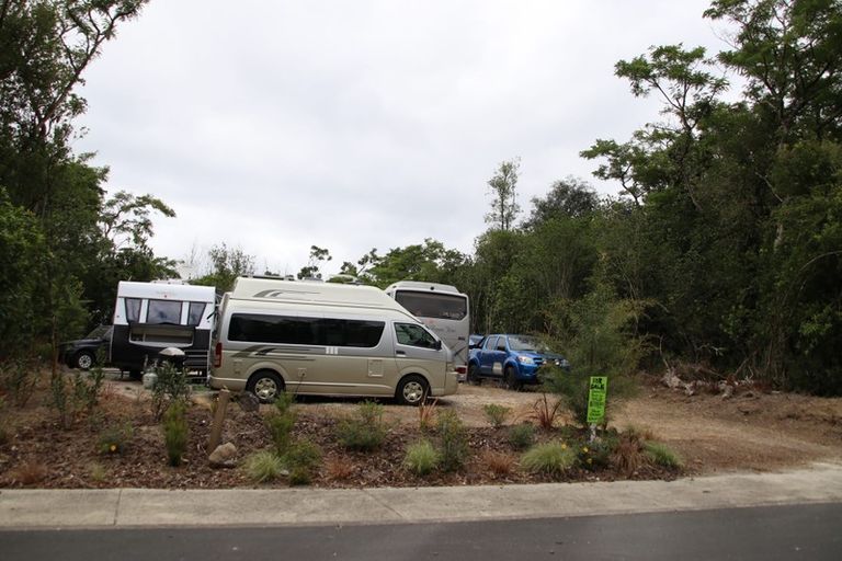 Photo of property in 8 Parawera Drive, Acacia Bay, Taupo, 3330