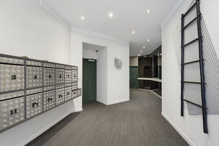 Photo of property in Renwick Apartments, 8/99 Dixon Street, Te Aro, Wellington, 6011