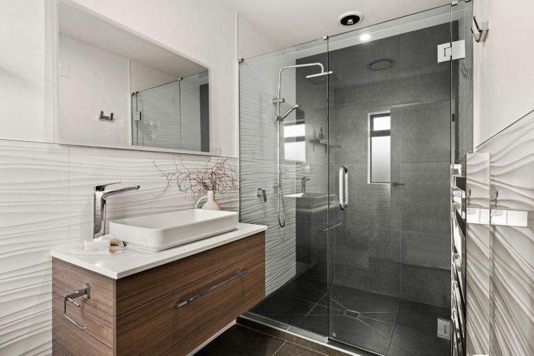 Photo of property in 5 Rich Rise, Havelock North, 4130