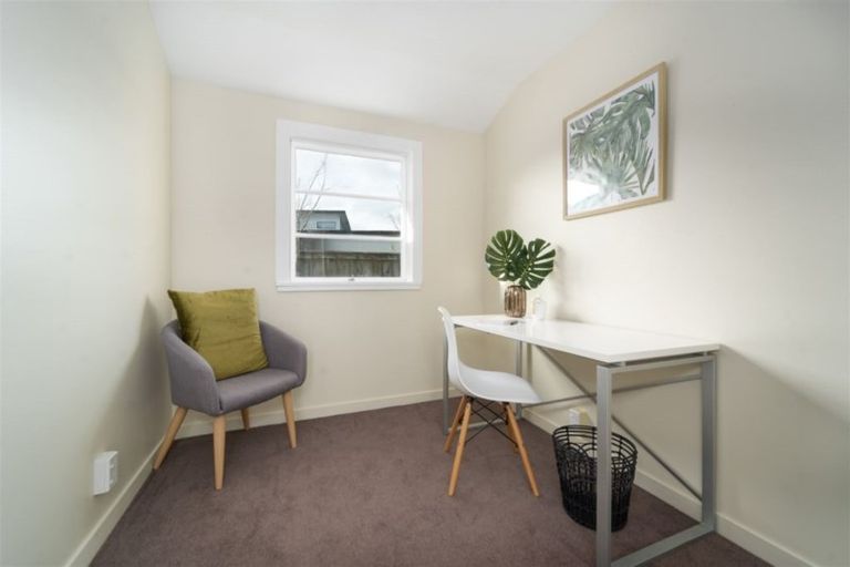 Photo of property in 22a Lansdowne Crescent, Lansdowne, Masterton, 5810