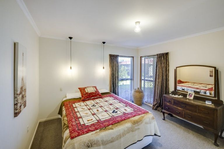 Photo of property in 4/5 Forward Street, Greenmeadows, Napier, 4112