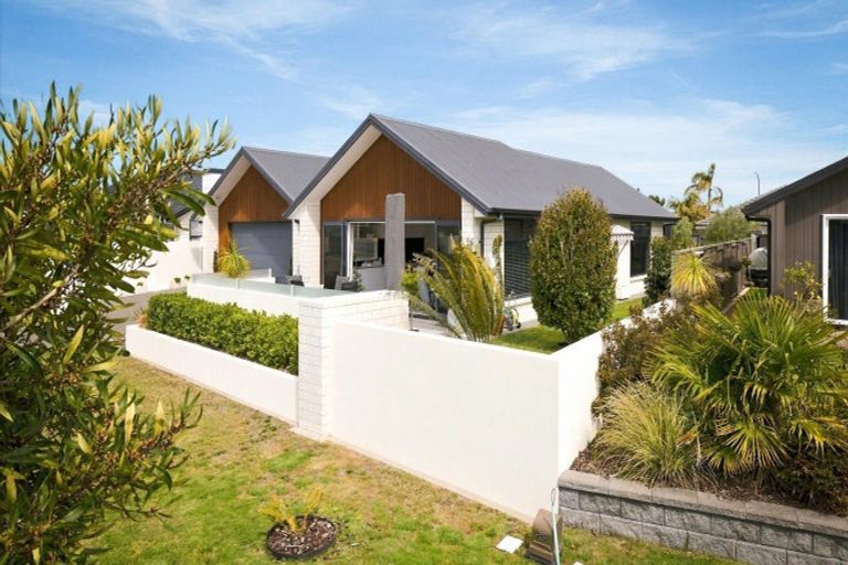 Photo of property in 6 Sarcodia Place, Papamoa Beach, Papamoa, 3118