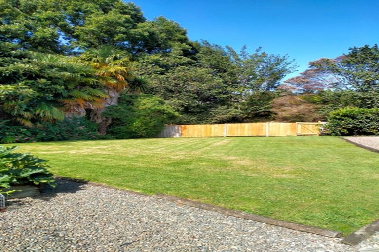 Photo of property in 2 Sovereign Isle Lane, Rototuna, Hamilton, 3210