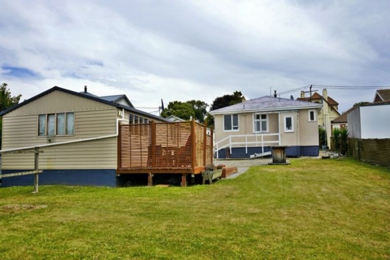 Photo of property in 19 Mersey Street, South Hill, Oamaru, 9400