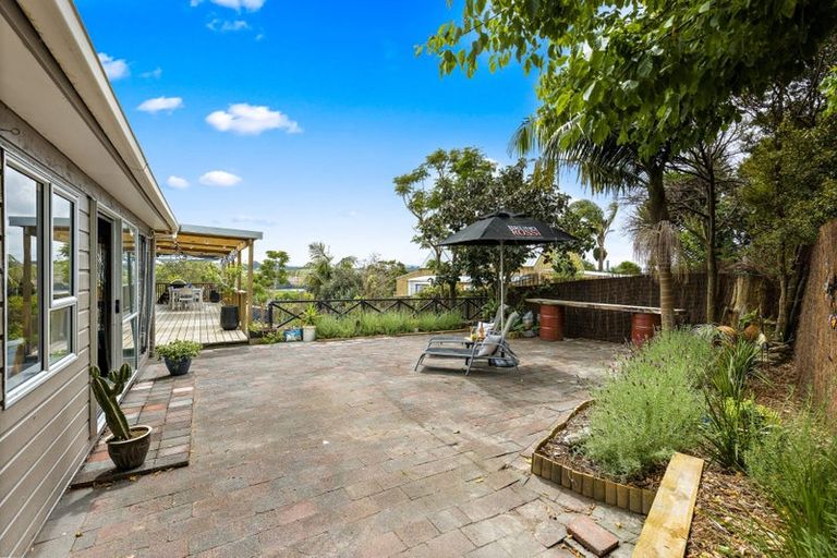 Photo of property in 21 Foster Crescent, Snells Beach, 0920