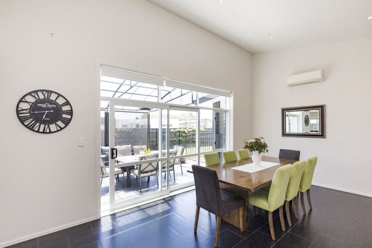 Photo of property in 2 Morocco Terrace, Kelvin Grove, Palmerston North, 4414