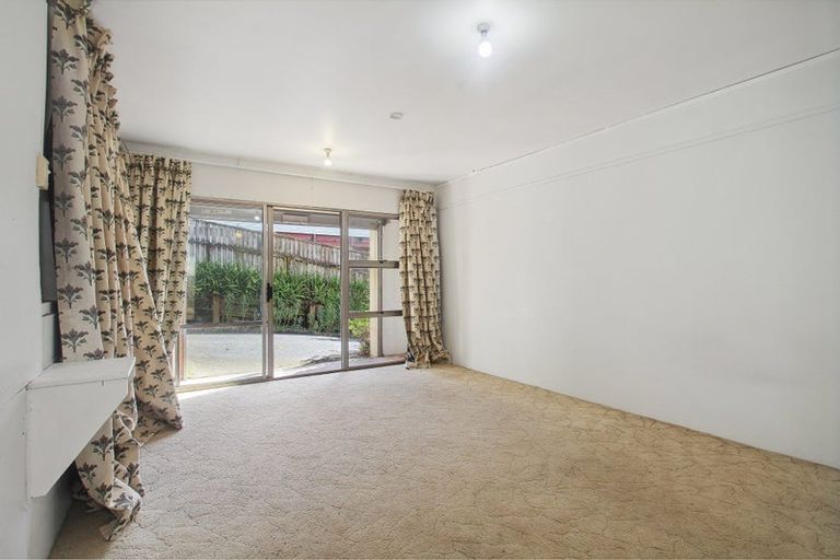 Photo of property in 1/78 Bentley Avenue, Glenfield, Auckland, 0629