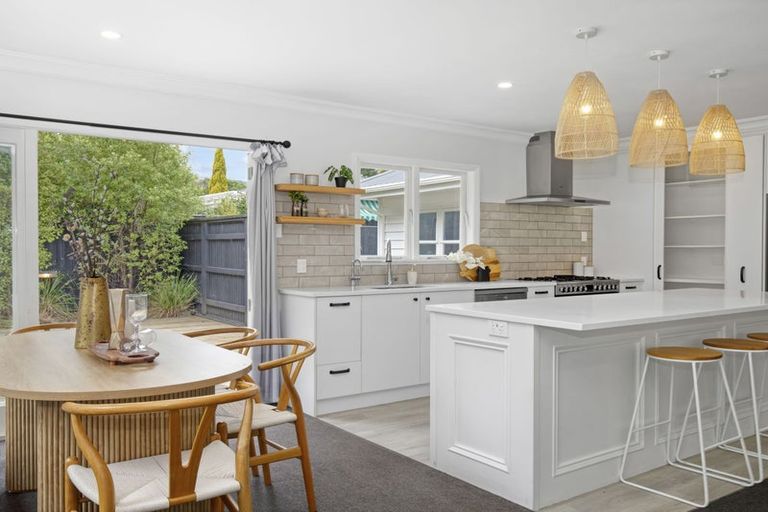 Photo of property in 73 Kohekohe Road, Waikanae, 5036