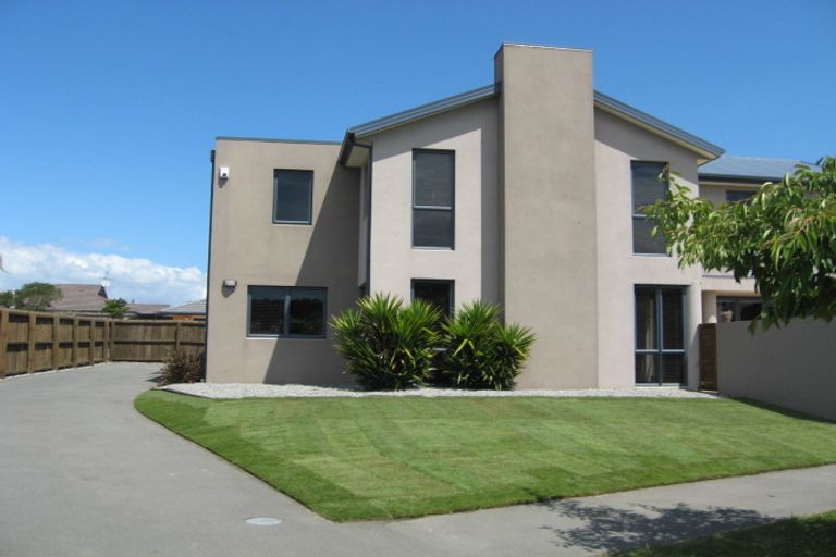 Photo of property in 73 Fairway Drive, Shirley, Christchurch, 8061