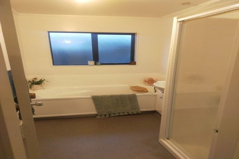 Photo of property in 91a Moorefield Road, Johnsonville, Wellington, 6037