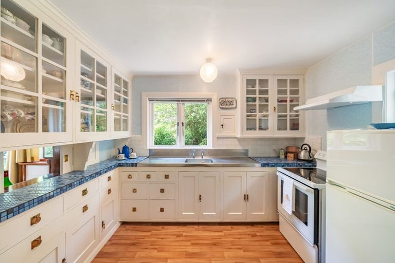 Photo of property in 51 Chatsworth Road, Silverstream, Upper Hutt, 5019