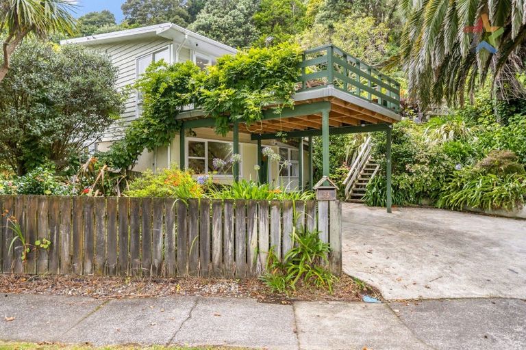 Photo of property in 33 Parnell Street, Fairfield, Lower Hutt, 5011