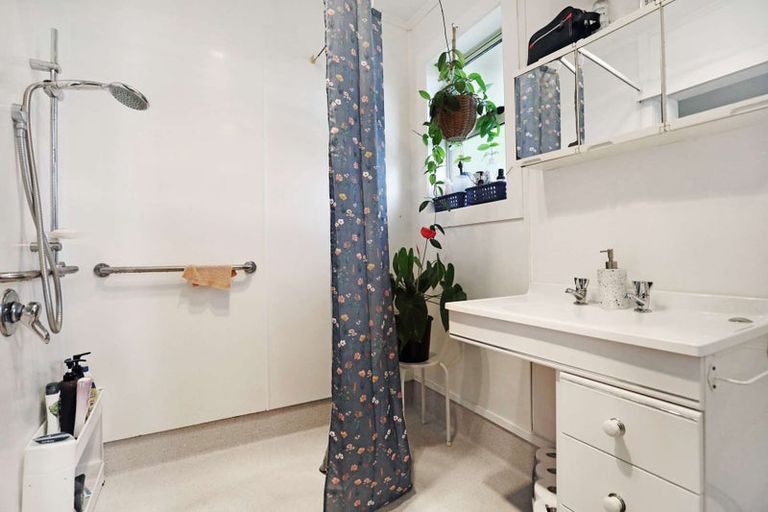 Photo of property in 14 Charles Street, Tokoroa, 3420