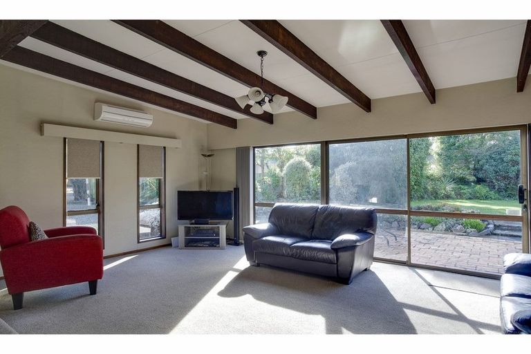 Photo of property in 137 Selwyn Street, Waimataitai, Timaru, 7910