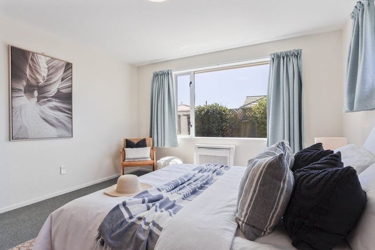 Photo of property in 2/23a Meadow Street, Papanui, Christchurch, 8052