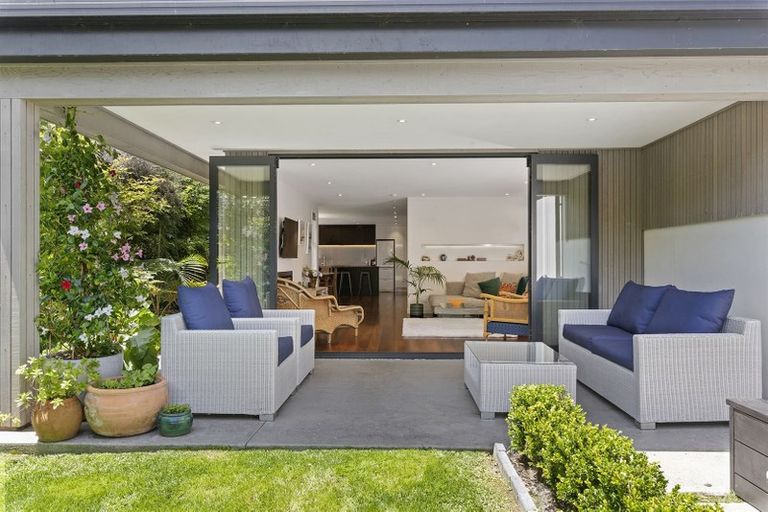 Photo of property in 39a Regent Street, Devonport, Auckland, 0624