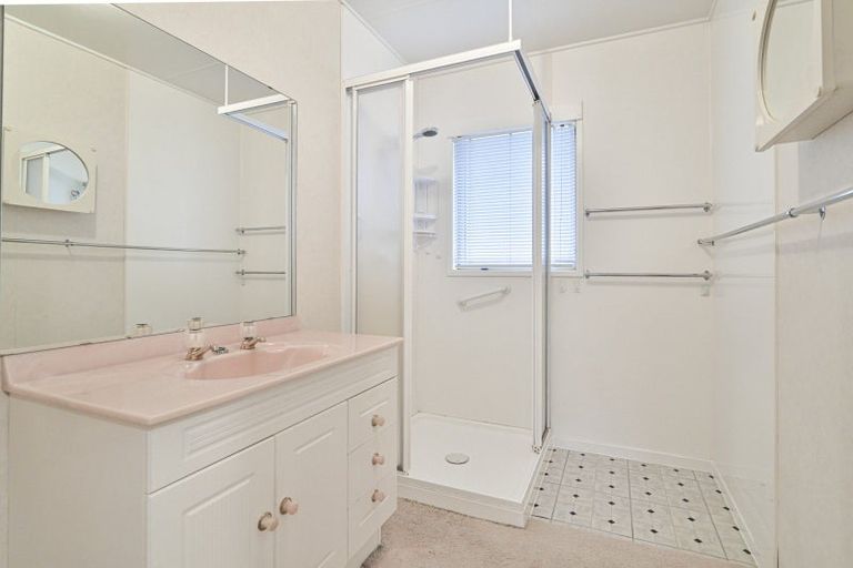 Photo of property in 2/36 Bristol Crescent, Flaxmere, Hastings, 4120