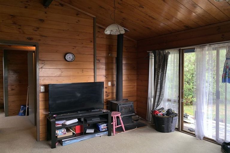 Photo of property in 2/95 Martin Street, Wallaceville, Upper Hutt, 5018