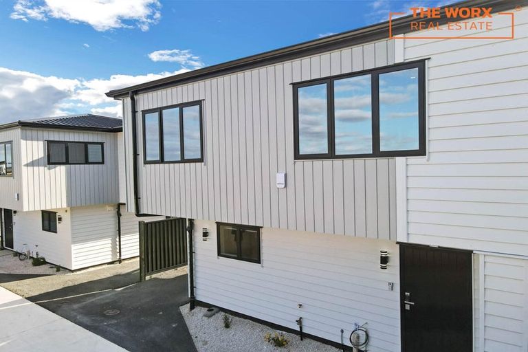 Photo of property in 25b Leaver Place, Weymouth, Auckland, 2103