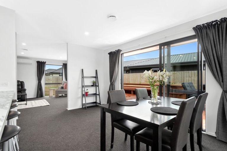 Photo of property in 64 Prestons Park Drive, Marshland, Christchurch, 8083