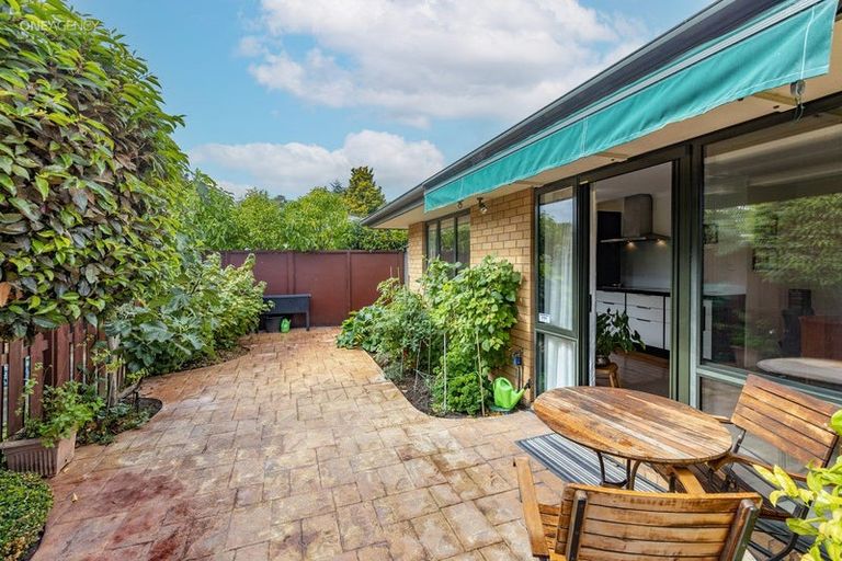 Photo of property in 2/156 Blighs Road, Strowan, Christchurch, 8052