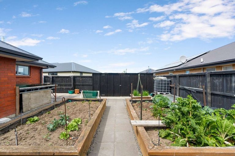 Photo of property in 71 Beaumont Drive, Rolleston, 7614