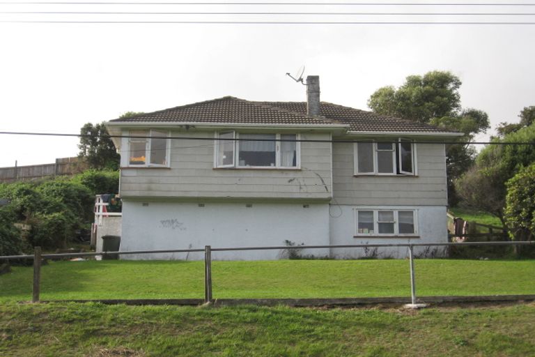 Photo of property in 31 Hampshire Street, Cannons Creek, Porirua, 5024