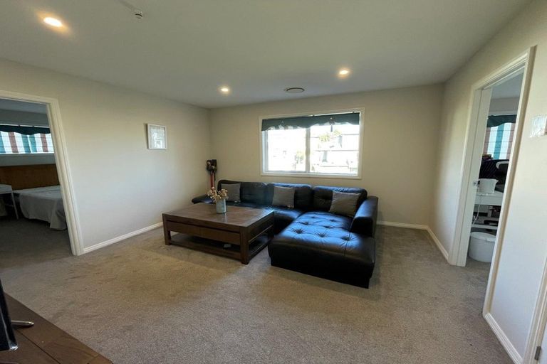 Photo of property in 5 Moko Lane, Greenhithe, Auckland, 0632