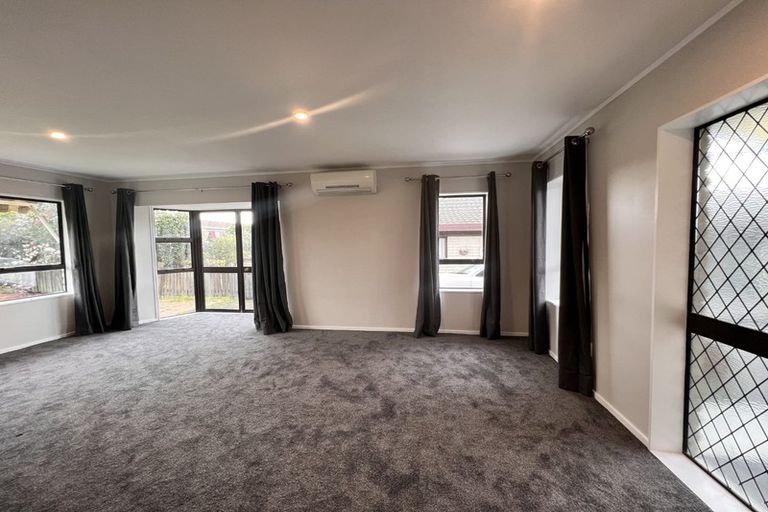 Photo of property in 221b Queen Street, Pukekohe, 2120