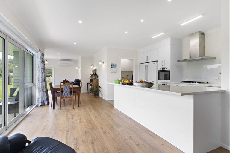 Photo of property in 672e Te Whiti Road, Te Whiti, Masterton, 5884