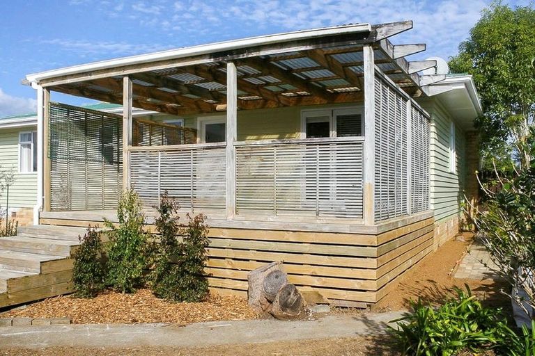 Photo of property in 6 Birdwood Road, Pukekohe, 2120