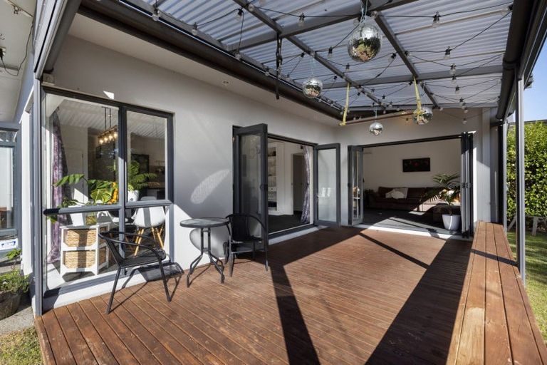 Photo of property in 15 Riddington Rise, Ohauiti, Tauranga, 3112