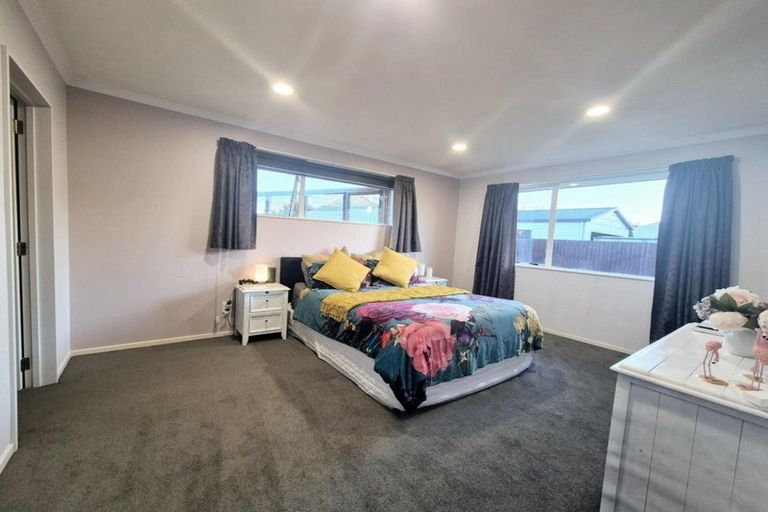 Photo of property in 43 Kensington Avenue, Rangiora, 7400